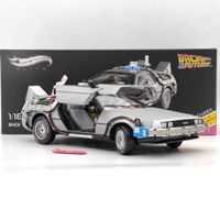 1/18 Hot Wheels Back To The Future Time Machine DeLorean