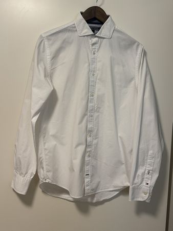 Tommy Hilfiger shirt