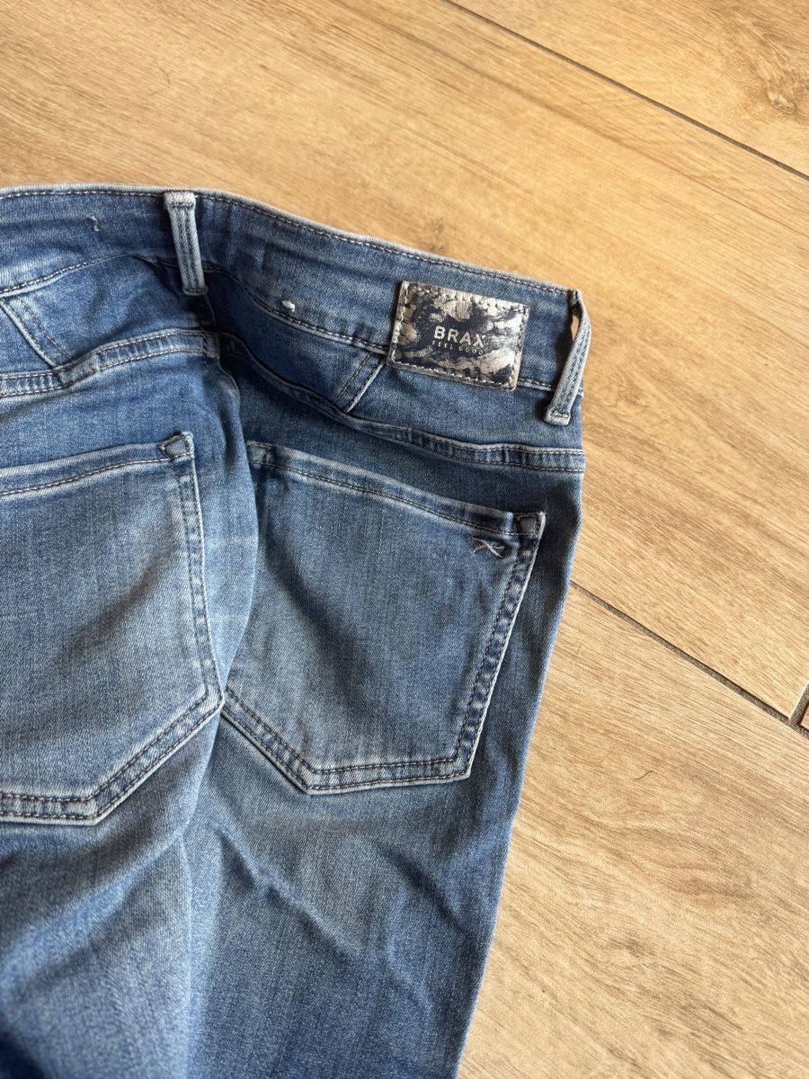 Brax Jeans: Brax Jeans blau Grösse 36  – Gebraucht aus Seengen von Shiara 1