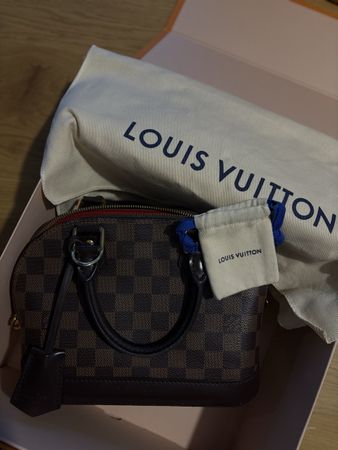 Louis Vuitton Alma BB Damier Ebene Tasche mit Zubehör