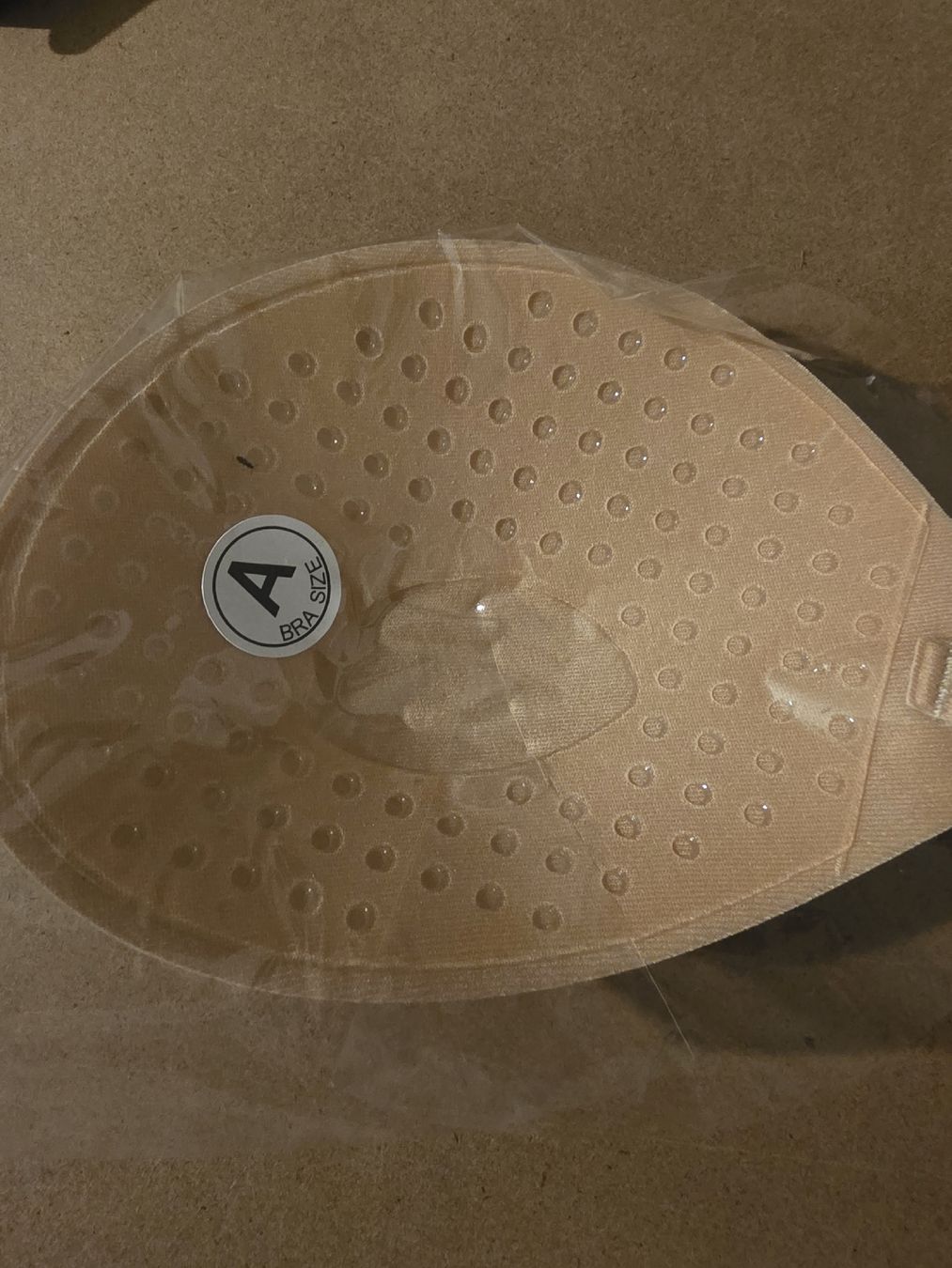 Autres dessous: 2 Paar Brust-Klebepads Neu / OVP Grösse A – Neuf avec emballage d'origine à Riniken par Strikeone 1