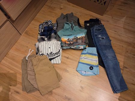 Jungs kleiderpaket grösse 140