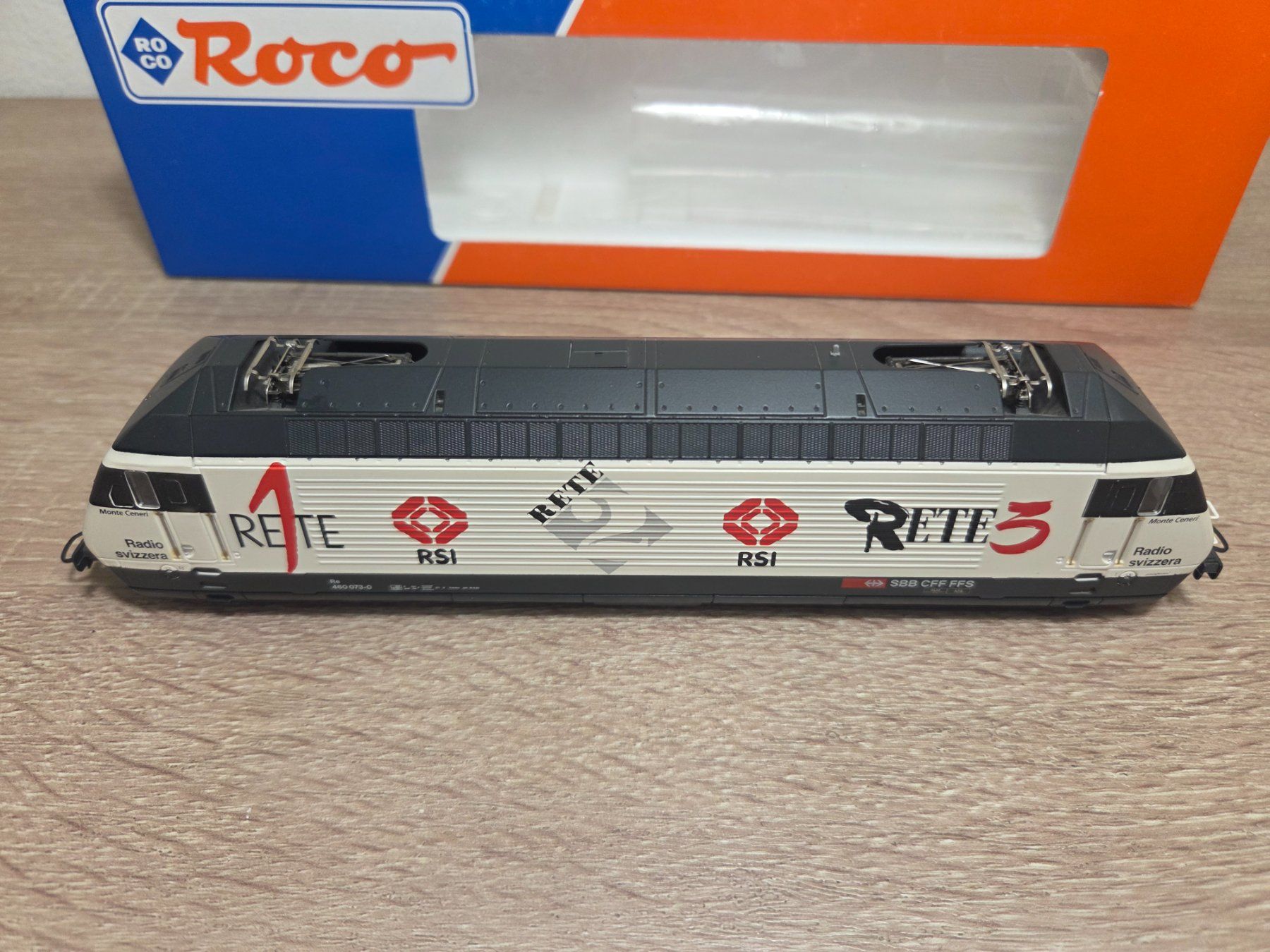 Roco Modellini di ferrovie: Roco 63515 E-Lok Re 460 TSI SBB H0 – Usato da St-Aubin-Sauges venduto da Lo_Go 4