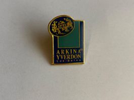 Pin's  Arkina Yverdon-les-Bains métal émail état neuf