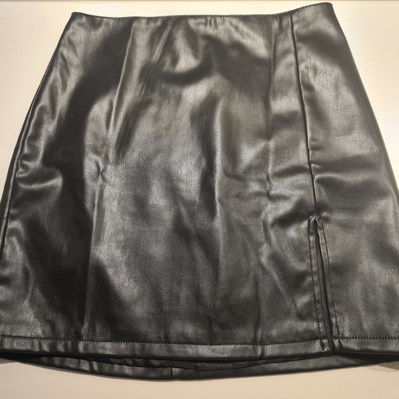 H&M Gonne: Mini Jupe Gr. 36 Imitation Leder – Usato da Steinen venduto da turbogeiss99 7