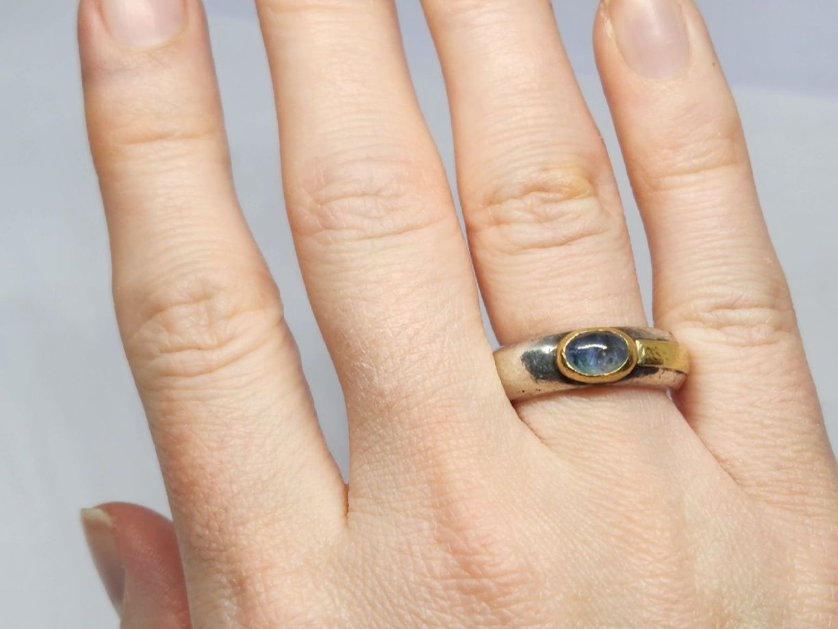 Ringe: Handgefertigter Silberring 925 mit blauem Saphir, Grösse 51 – Gebraucht aus St. Gallen von GIULESGG 1