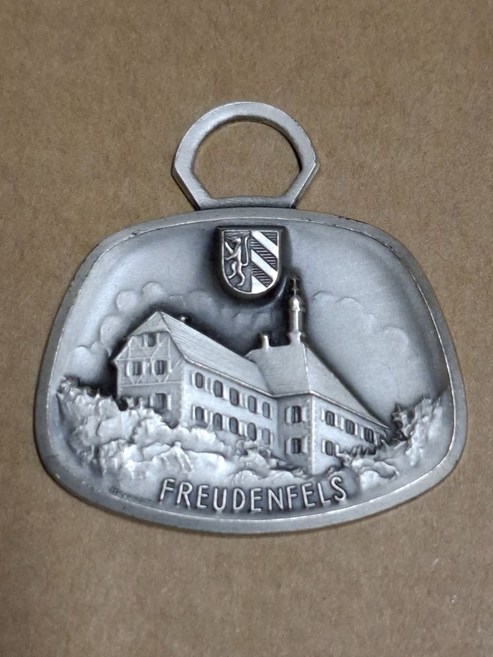 Medaglie: Freudenfels (D81) – Usato da Schwanden GL venduto da Suvorov