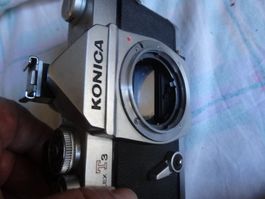 KONICA AUTOREFLEX T3 ANTIK KAMER- 70-210MM MACRO LENS-LÄÜFT