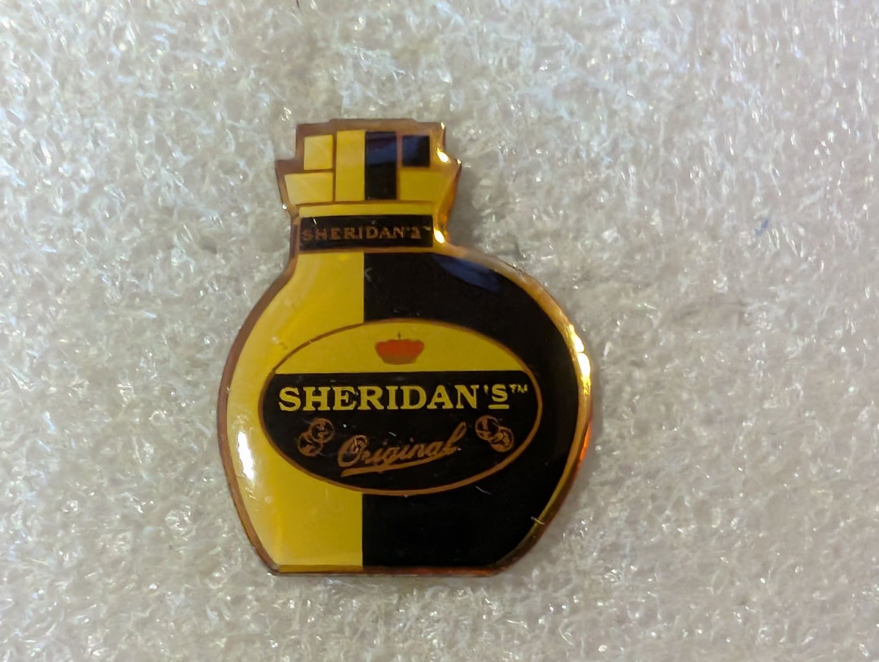 Placchette & Badge: Ansteckpin 173: Sheridan's – Usato da Oppligen venduto da Pin-Fall-Shop