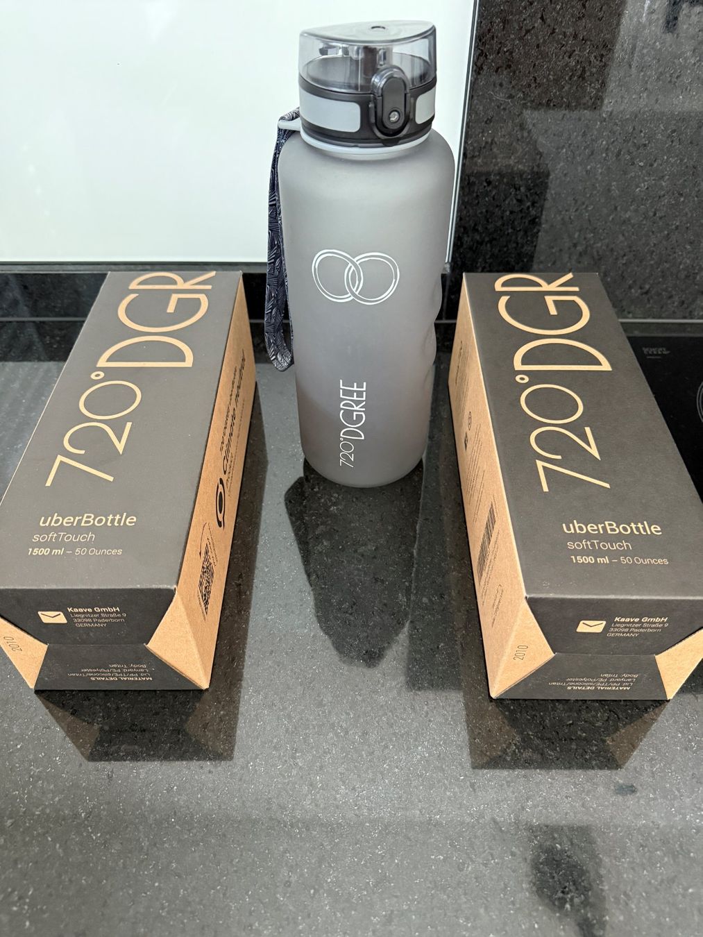 Fabelhafte 720 Dgree Trinkflasche 1 5l Ebenbild