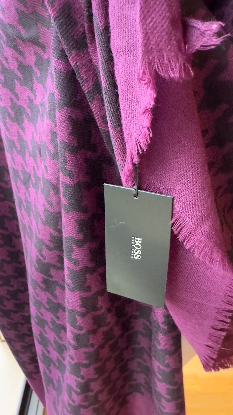 Hugo Boss Foulard & Sciarpe: Schal Boss – Nuovo e nell'imballaggio originale da Adliswil venduto da RicPro 2