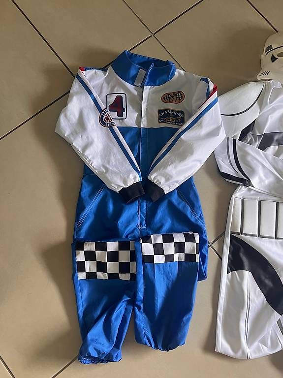 Costumes: 4x Kinderkostüme – D'occasion à Unterengstringen par NCH78 1