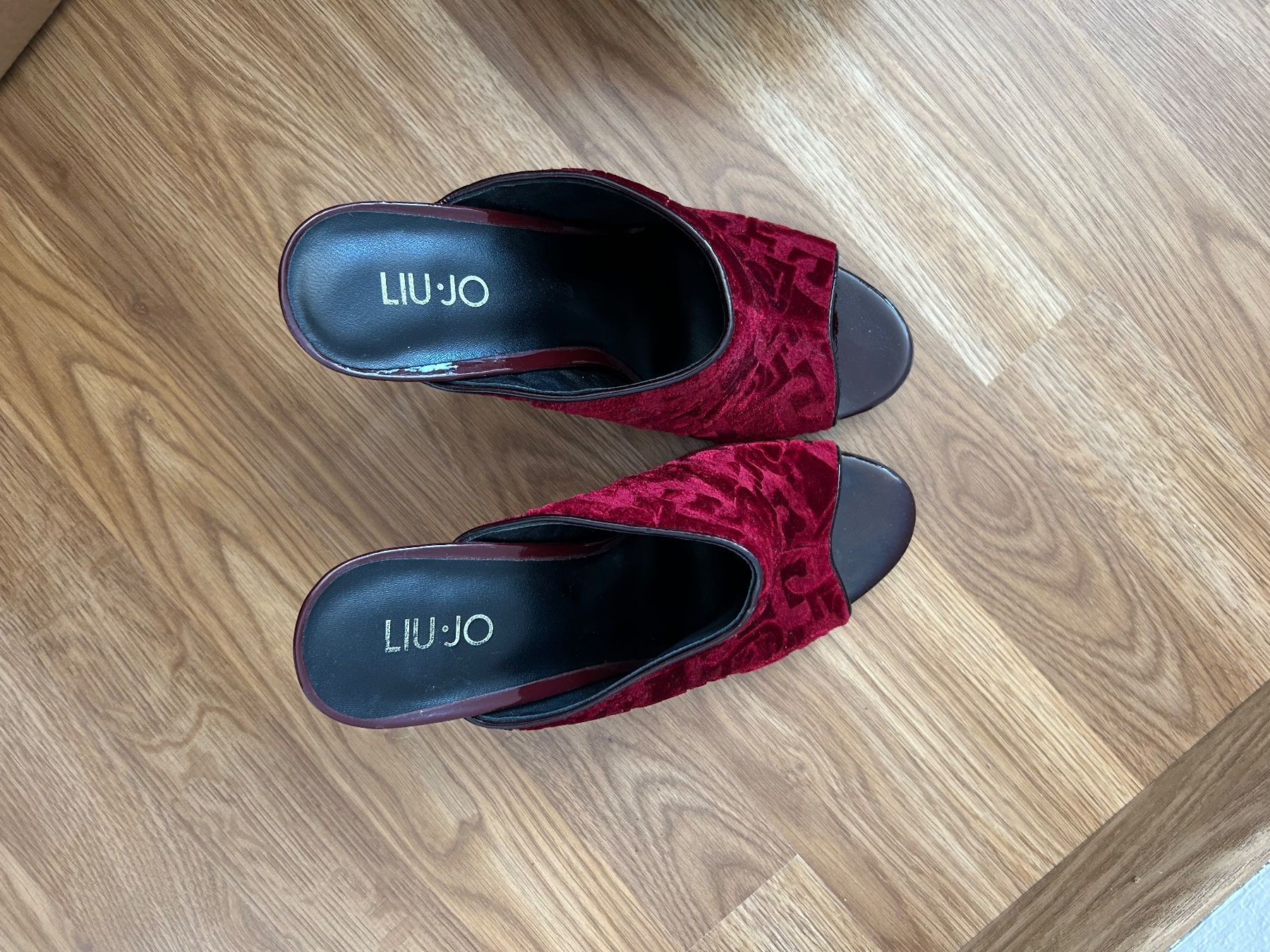 Liu Jo Scarpe da donna: New LIU JO High-Heel Mules, Size 40 – Nuovo (secondo la descrizione) da St. Gallen venduto da dec_2jy6 1