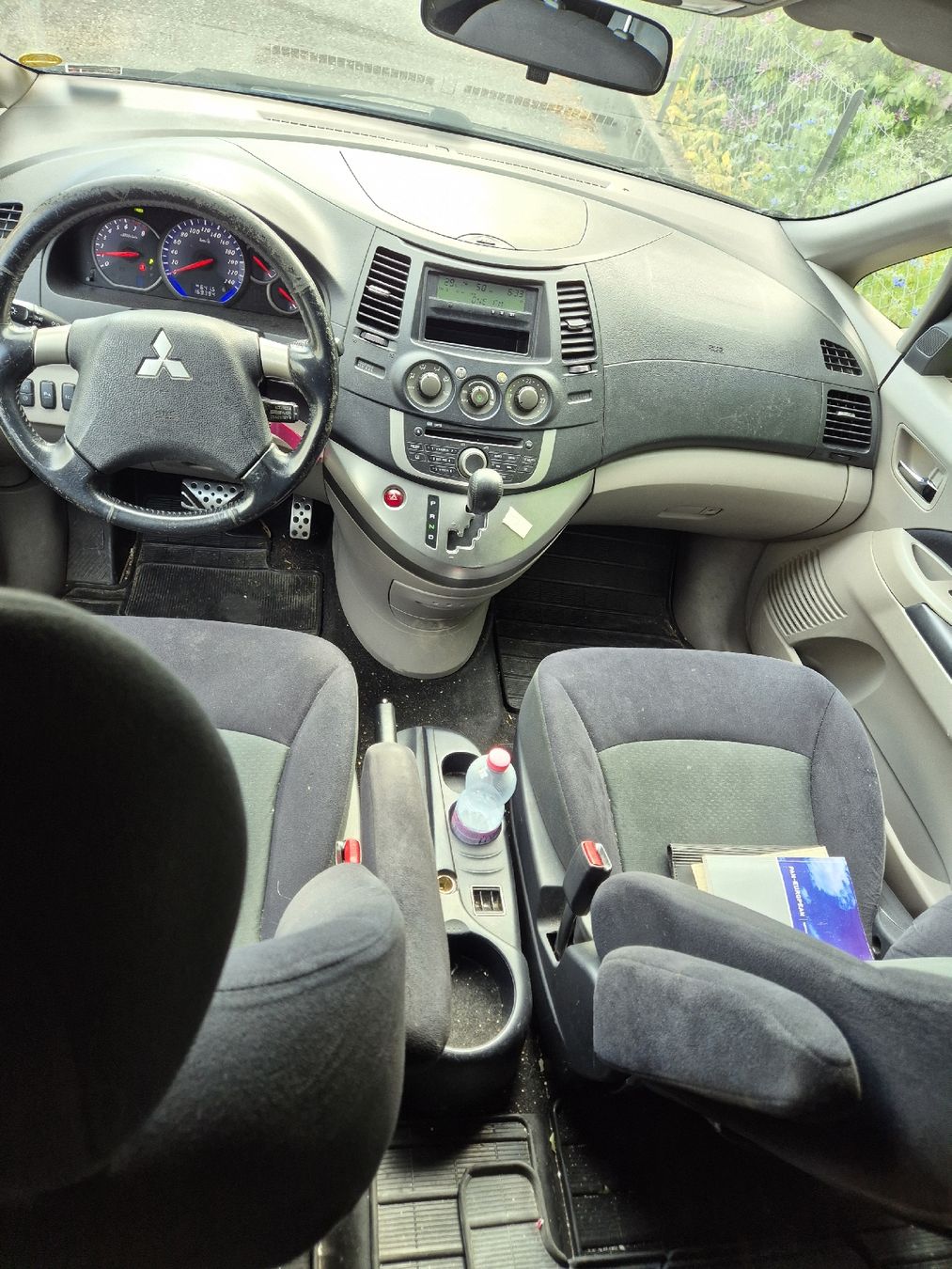 Mitsubishi Autos: Mitsubishi Grandis Automat  – Gebraucht aus grenchen von Pooth01 4