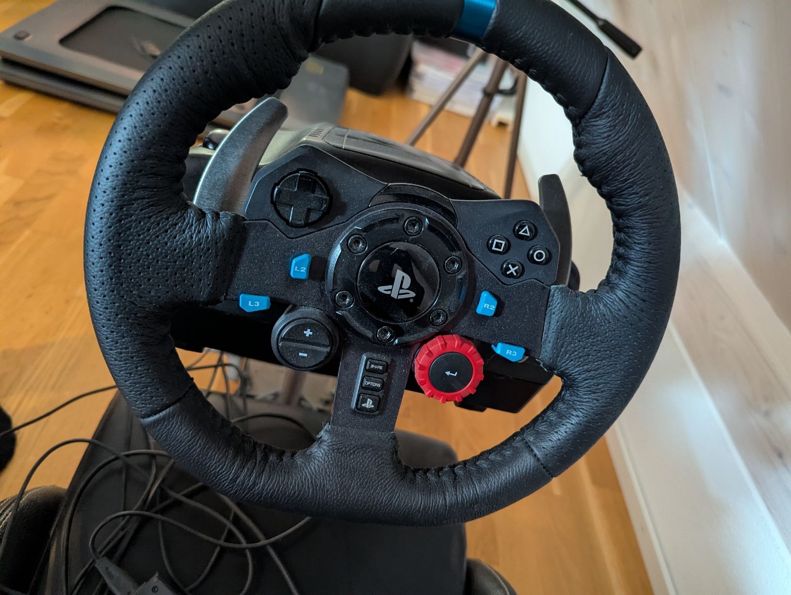Logitech Controller: Playseat Evolution Logitech G29 – Gebraucht aus Weiach von ricandi94 2