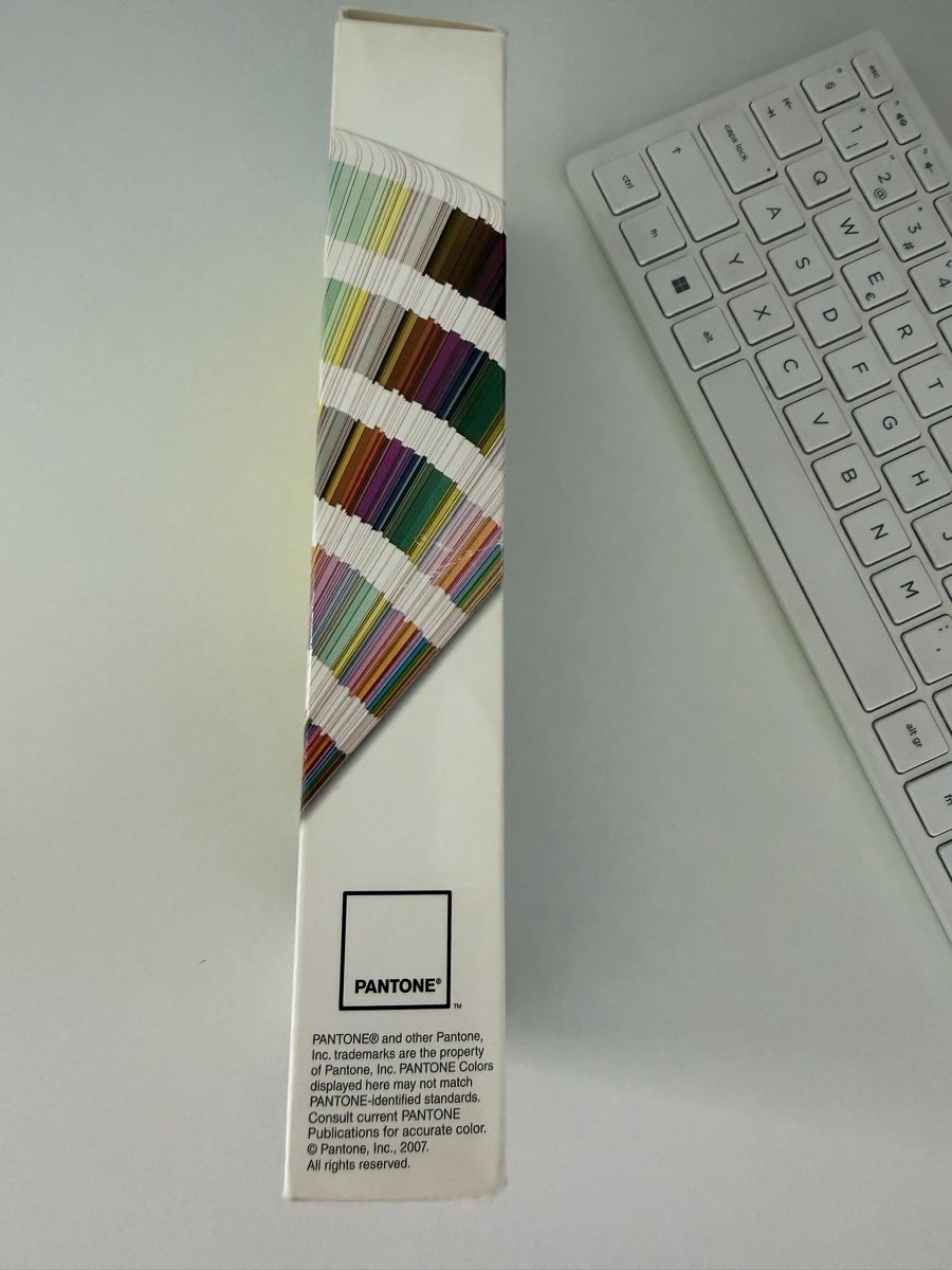 Tutti gli attrezzi: Pantone Formula Guide Solid Coated Uncoated 4. Edition – Usato da Reinach BL venduto da Gregor1414 2