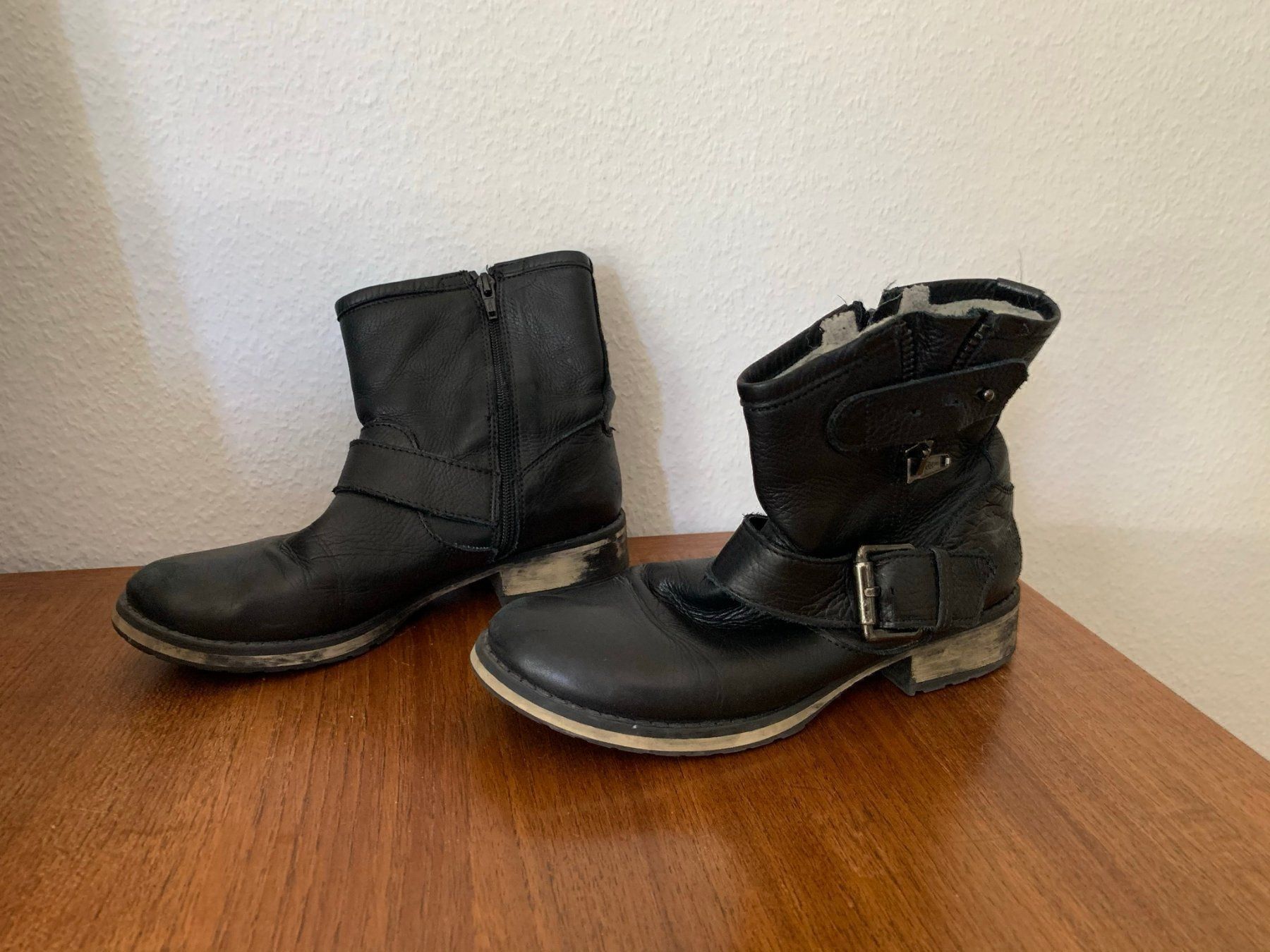 Dune London Chaussures femmes: DUNE - Stiefelette schwarz 39 – D'occasion à Zürich par Diazaio 1