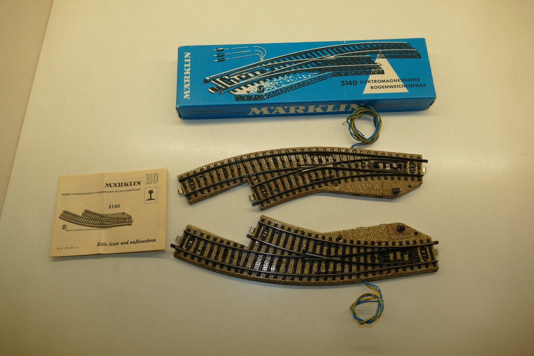Märklin Modellini di ferrovie: Märklin H0: M-Bogenweichenpaar Einheit 1 – Usato da Niederhasli venduto da rail-duerst