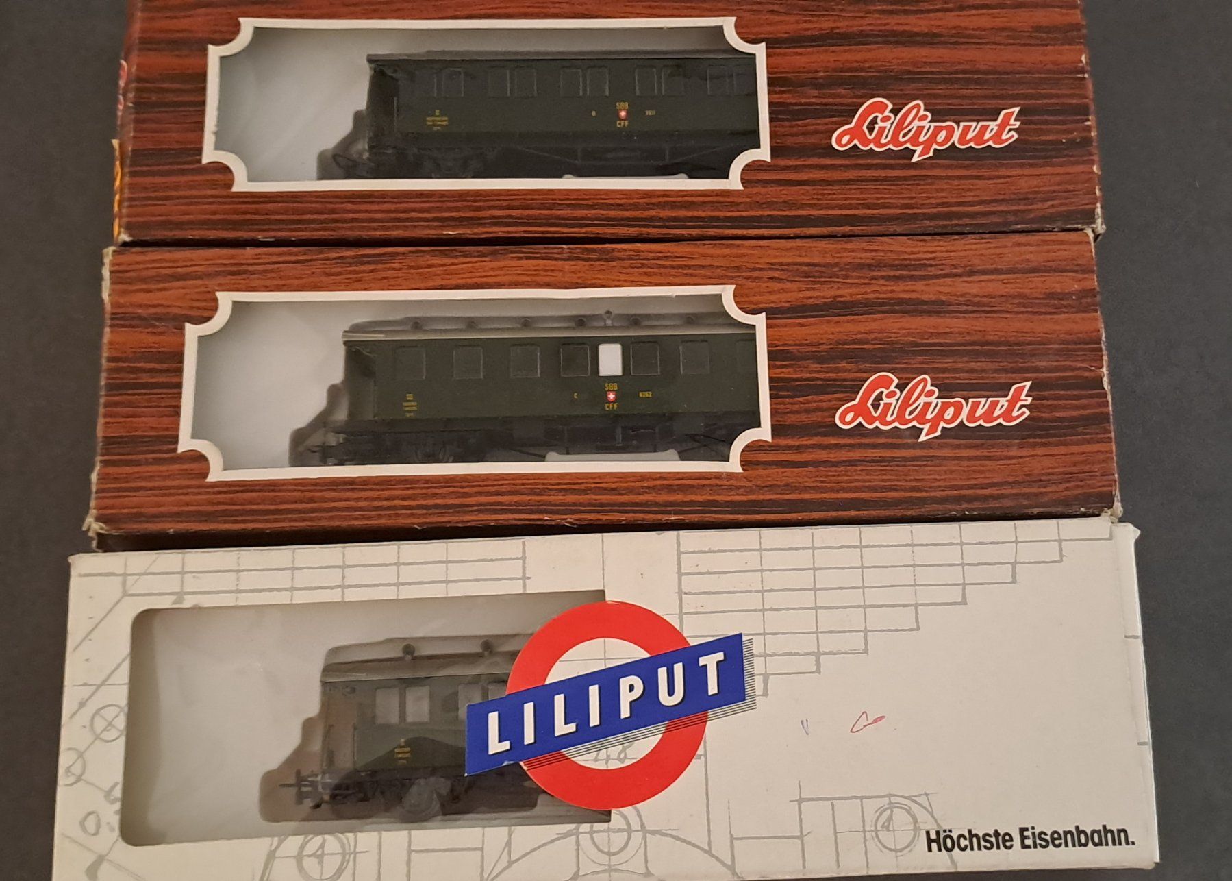 Liliput Modelleisenbahnen: Liliput SBB Oldtimerwagen – Defekt aus Brittnau von Scervo 4