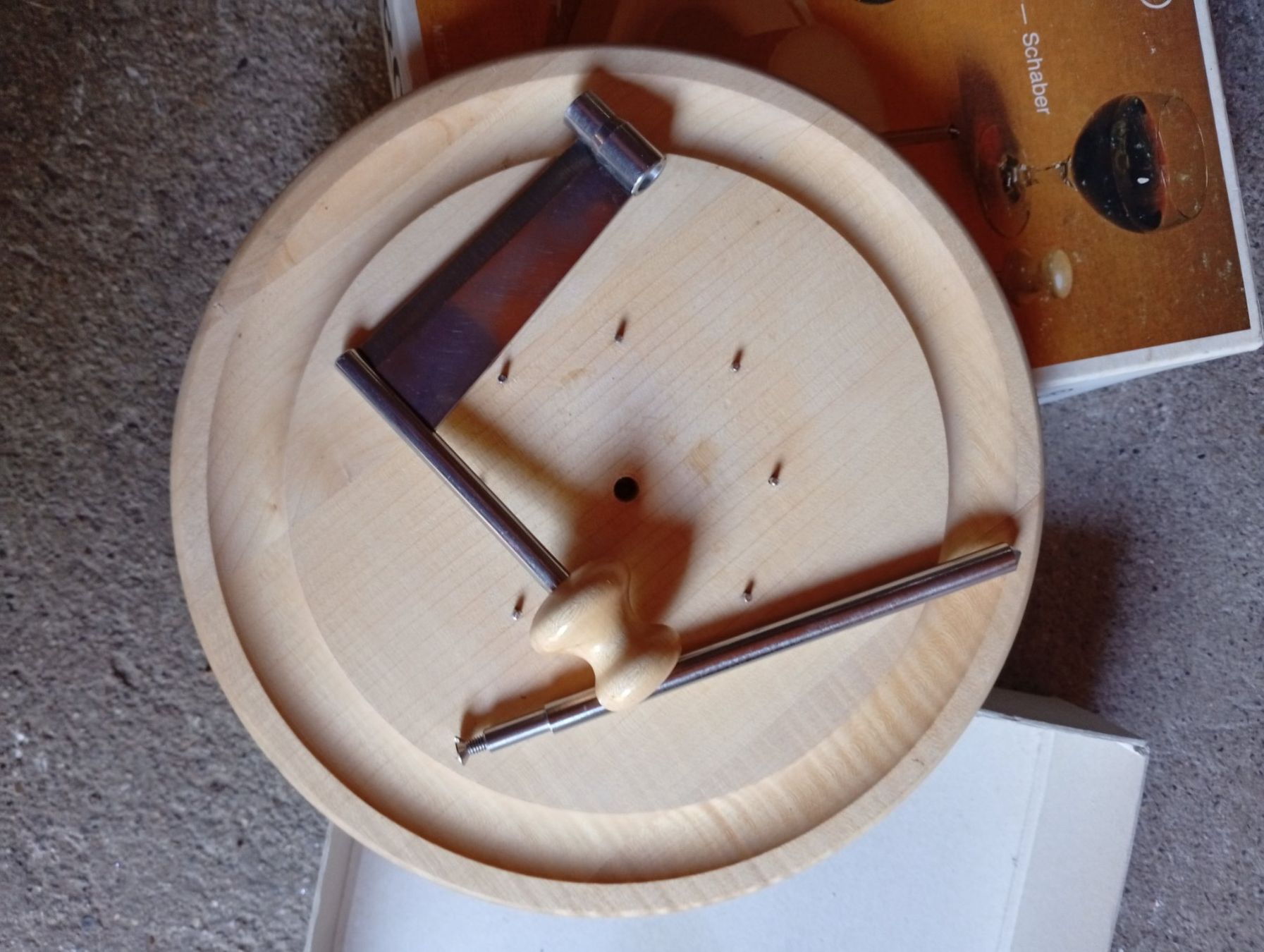 Cucine complete: Girolle originale pour tête de moine – Usato da Perrefitte venduto da 36B 1