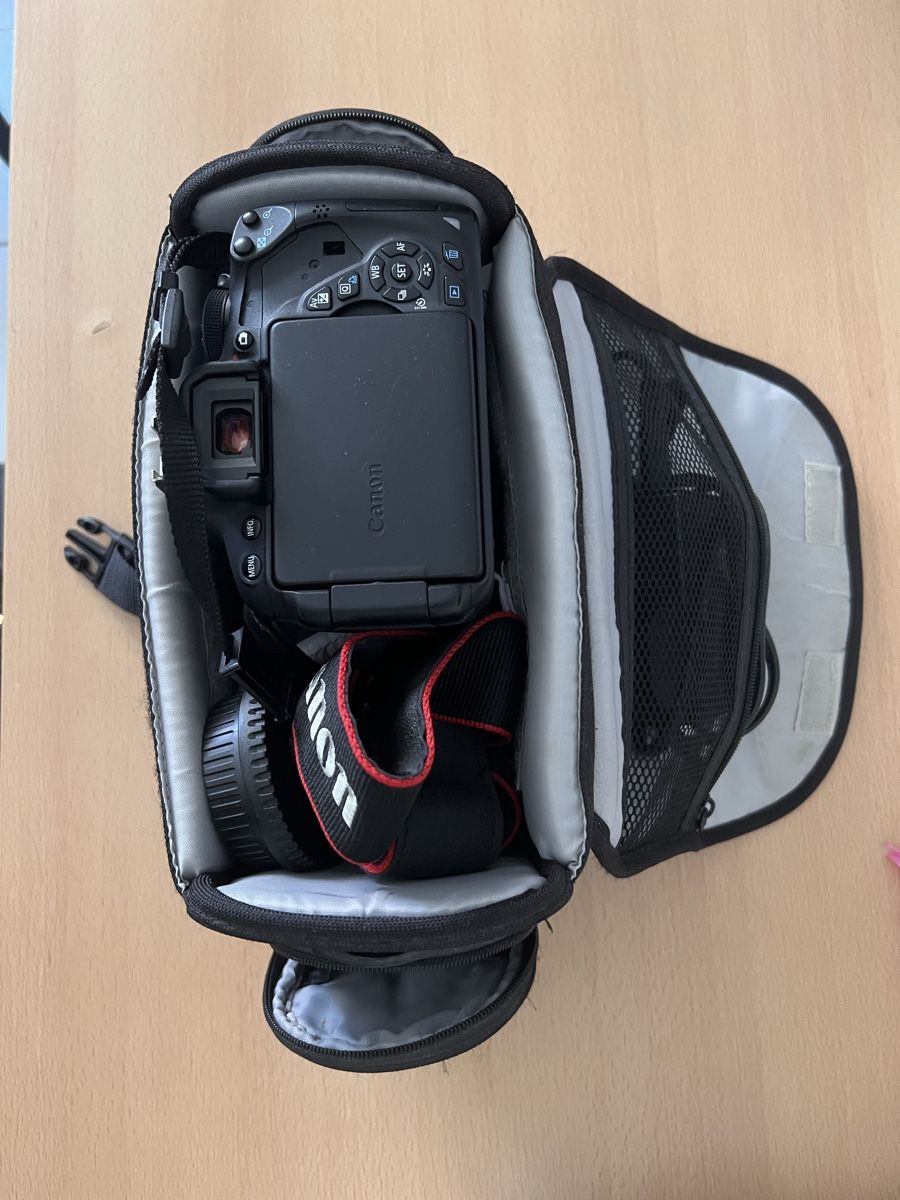Canon Fotocamera: Canon EOS 700D mit Objektiv 18-135mm und Tasche – Usato da Uster venduto da SmartSales_zh 5