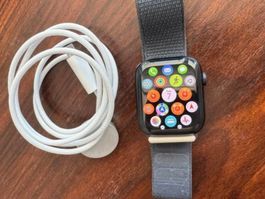 Apple Watch Series 9 (GPS + Cellular) 45mm
