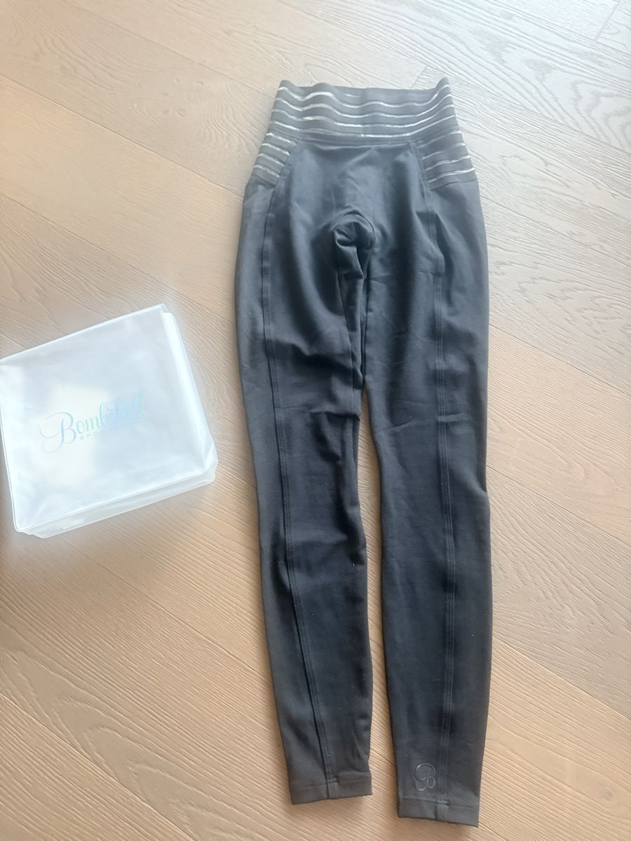 Leggings: Bombshell leggings  – Neuf (Voir description) à Melide par Nikola-123 3