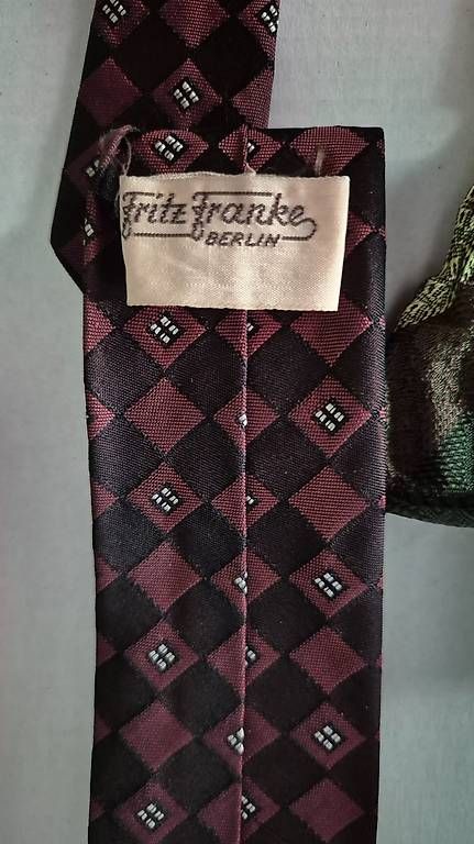 Krawatten: Vintage Herren Krawatten 10 Polyester & Seide – Gebraucht aus Zuerich von Moysy 2