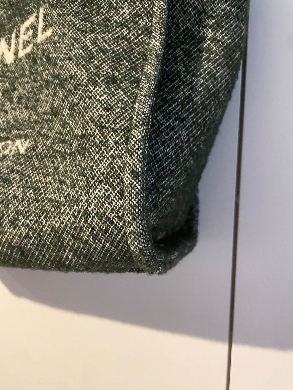 Chanel Borse da donna: Chanel Deauville Large Grün – Usato da Thalwil venduto da LVaddicted 1