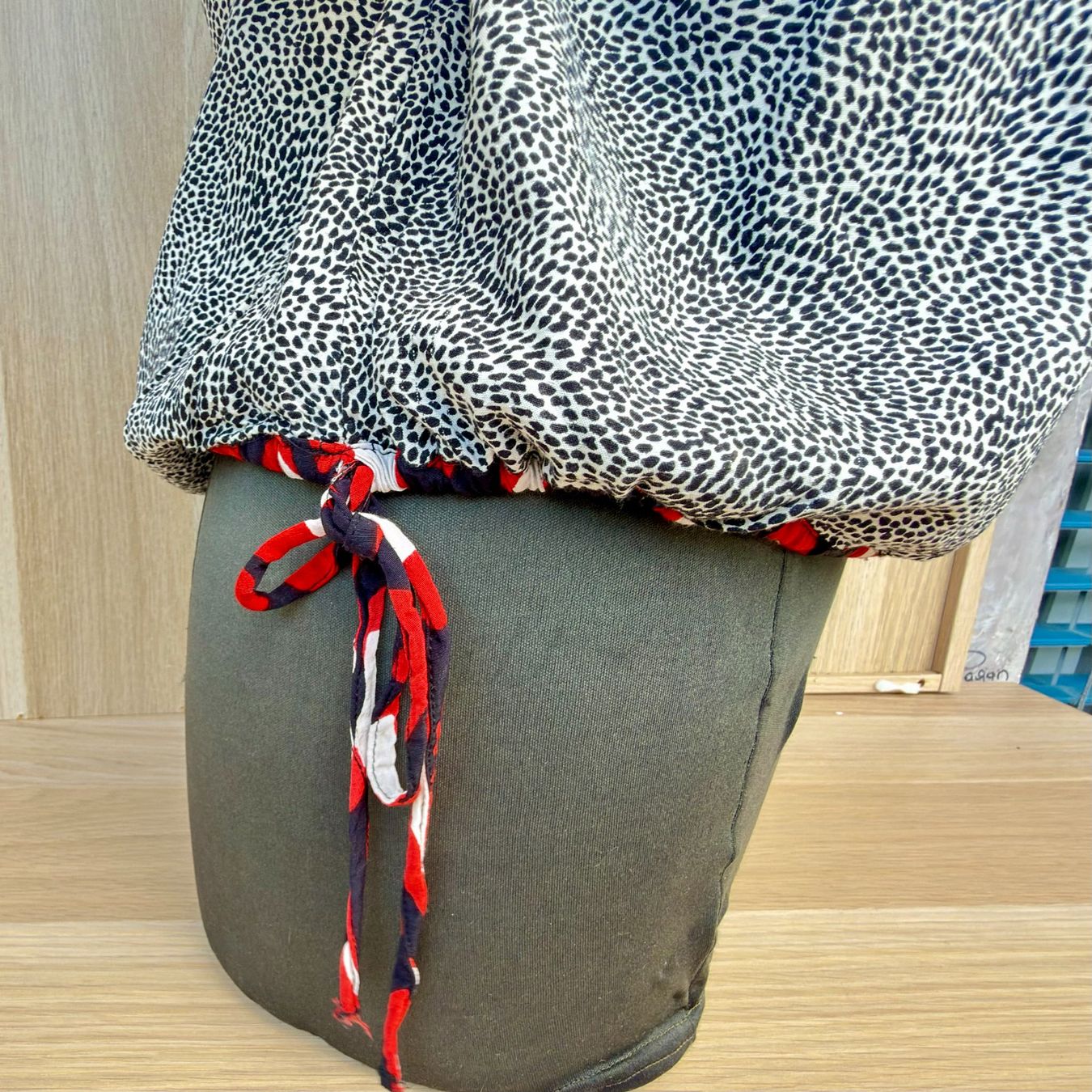 Blusen: Blouse Ample Graphique Garcia – Gebraucht aus Thônex von BrYu 2