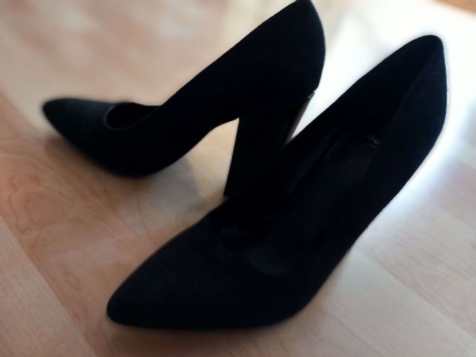 Scarpe da donna: Pumps, schwarz, Gr. 36 – Usato da Wanzwil venduto da lonelybeachhouse 3