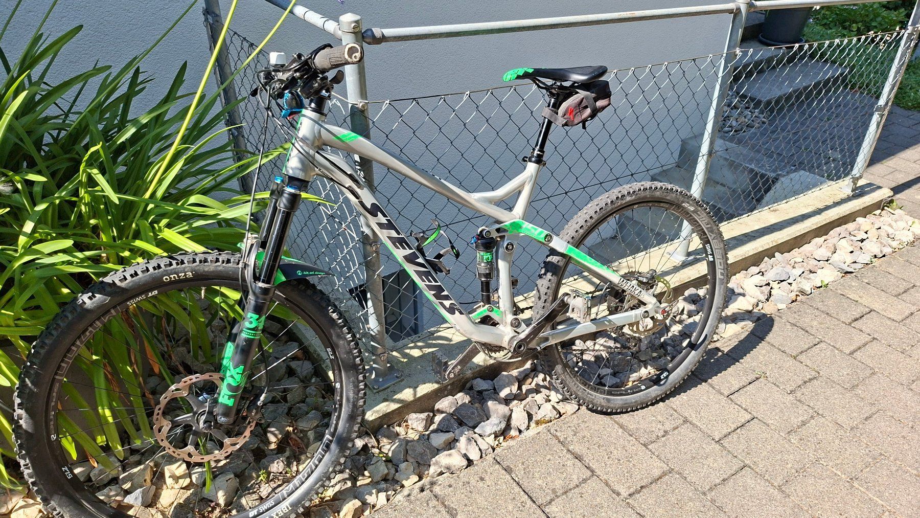 Stevens Velos: Stevens Whaka ES 27.5 Alu Raw 20" – Gebraucht aus Bachenbülach von Vogel61