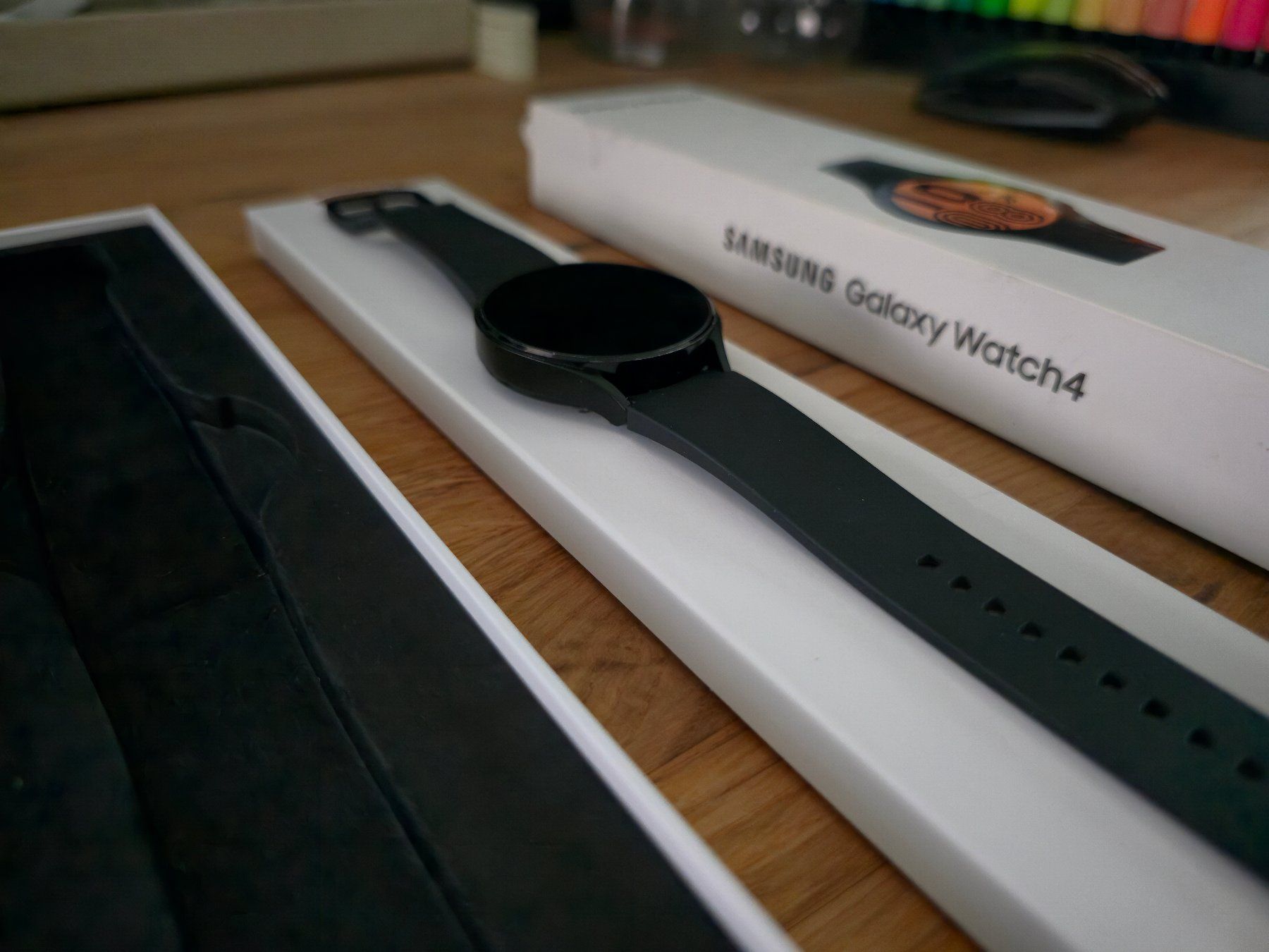 Samsung Smartwatch: Samsung Galaxy Watch 4 [44mm, WIFI] – Usato da Mels venduto da tan_bzw6 4