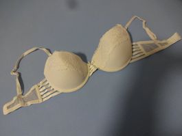 Schöner Schalen-BH/m.Spitzen