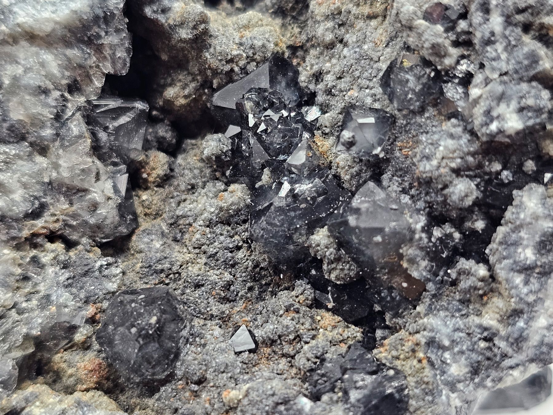 Minerali & Pietre curative: RaRe Black Quartz, Emilia-Romagna, Italy – Usato da Figino venduto da panshop 7