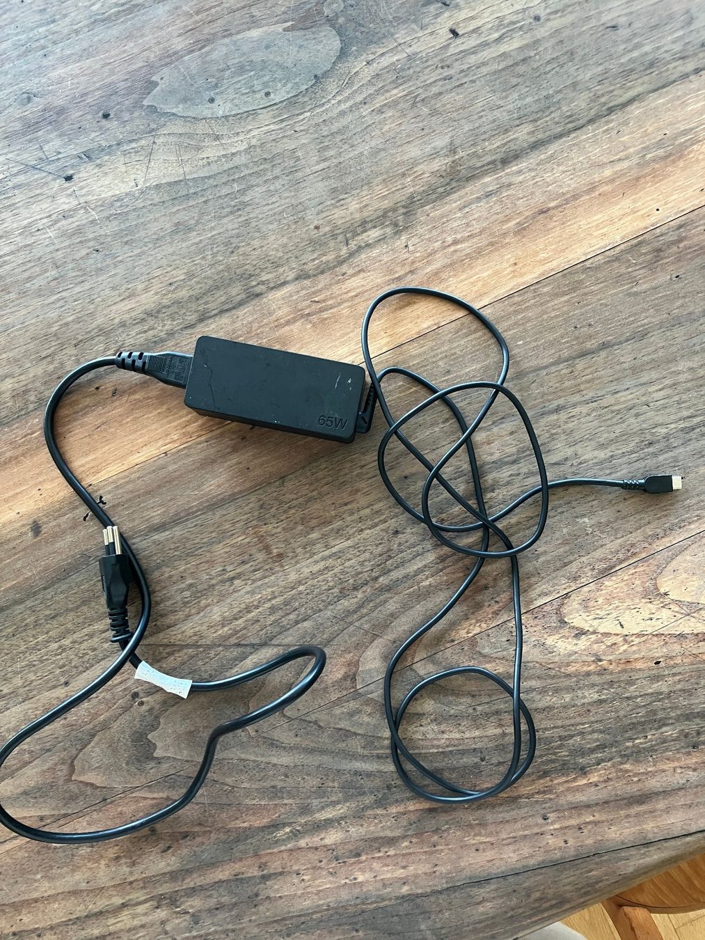 Lenovo Ladegerät: Netzteil Lenovo 65W Ladekabel – Gebraucht aus Basel von Albula93