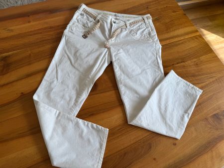 NILE Damen Hose weiss Grösse S mit Gürtel wie neu