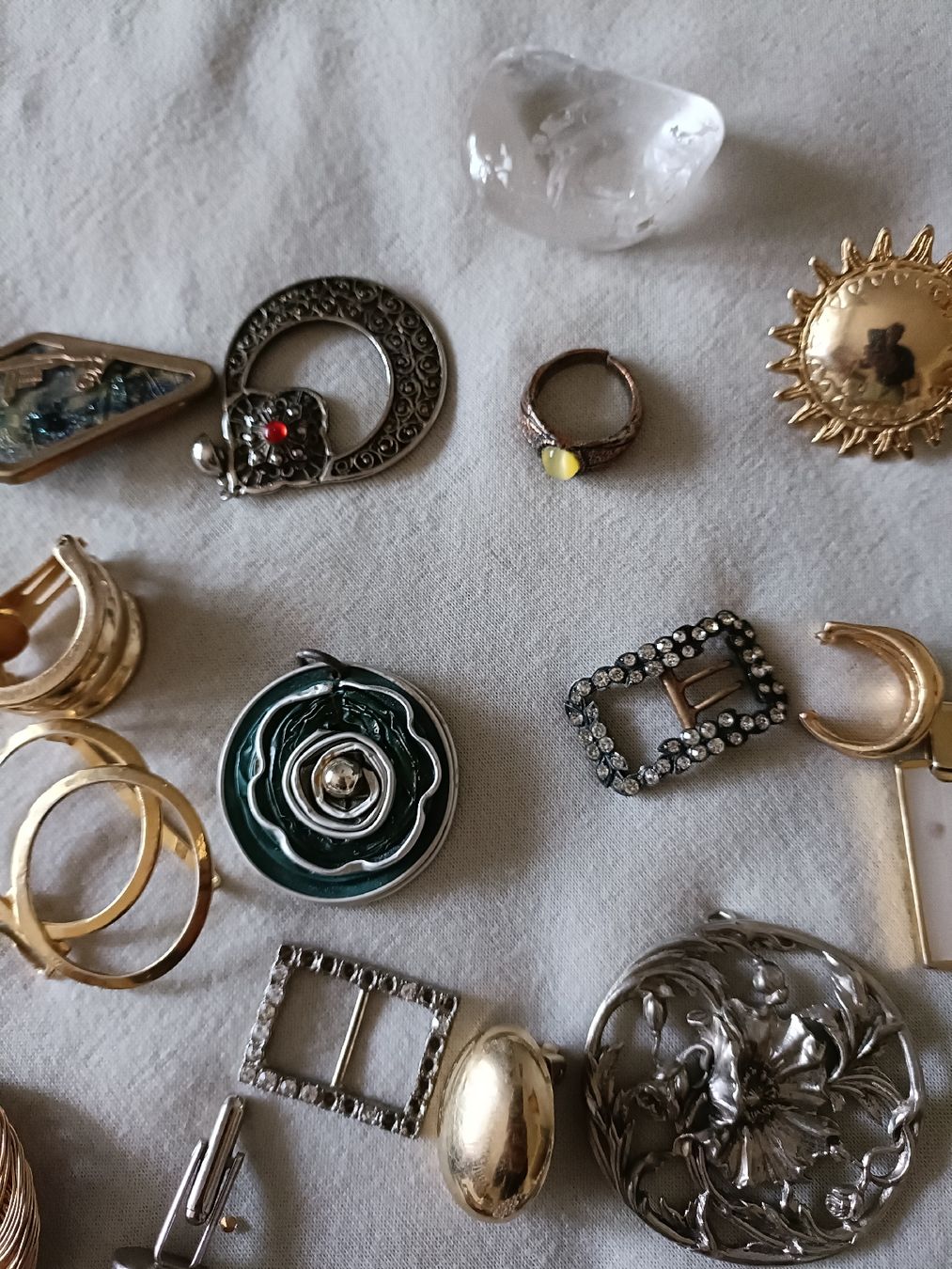 Altri gioielli: Diverse schmuck  – Usato da Uster venduto da gen_2njk 2