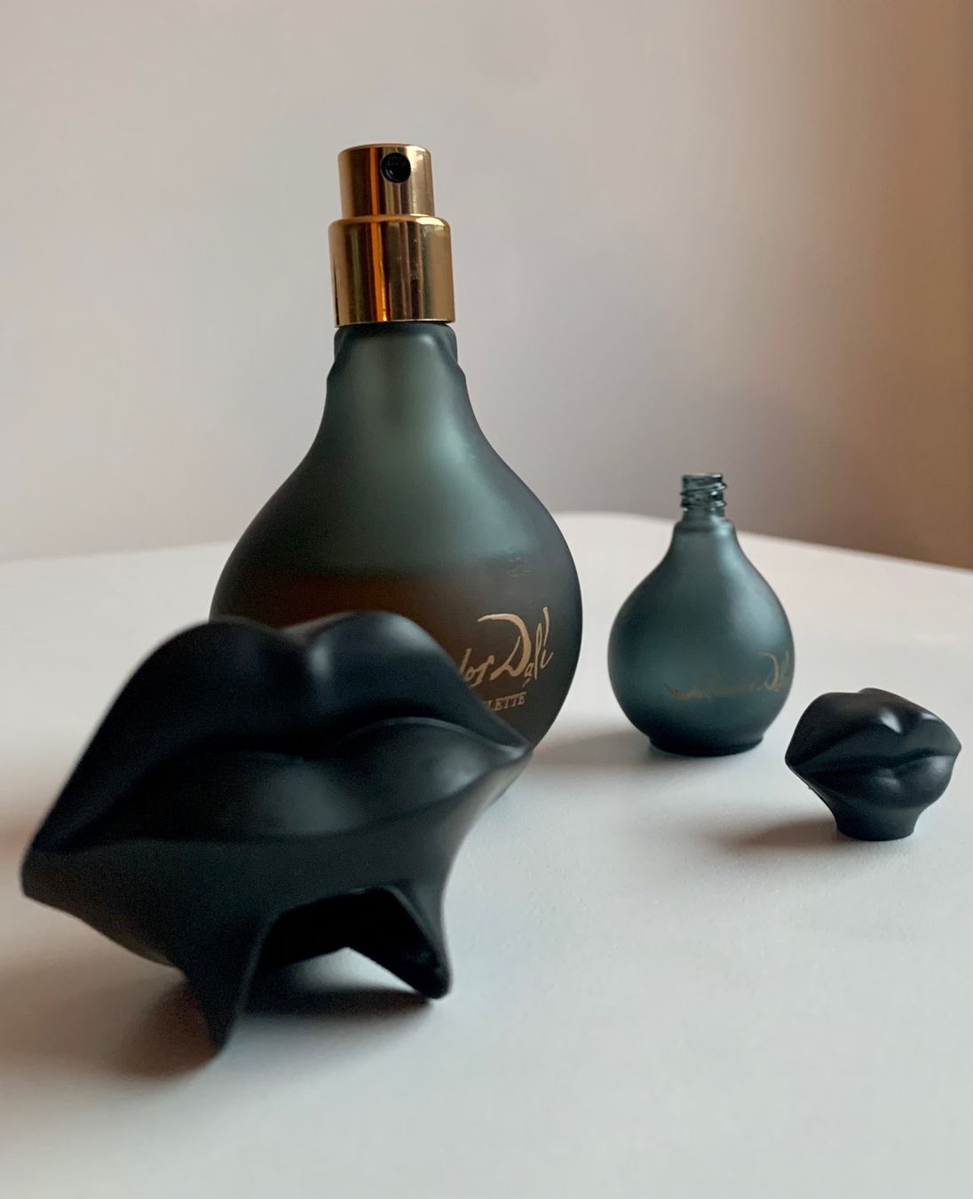Flaconi: 2 Salvador Dalí Flacons – Usato da Zürich venduto da p_q7q_nichtraucher 1
