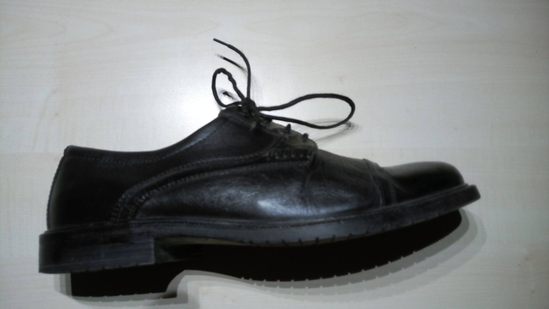 Scarpe da uomo: Herrenschuhe Grösse 42 – Usato da Guttannen venduto da zuberling 1