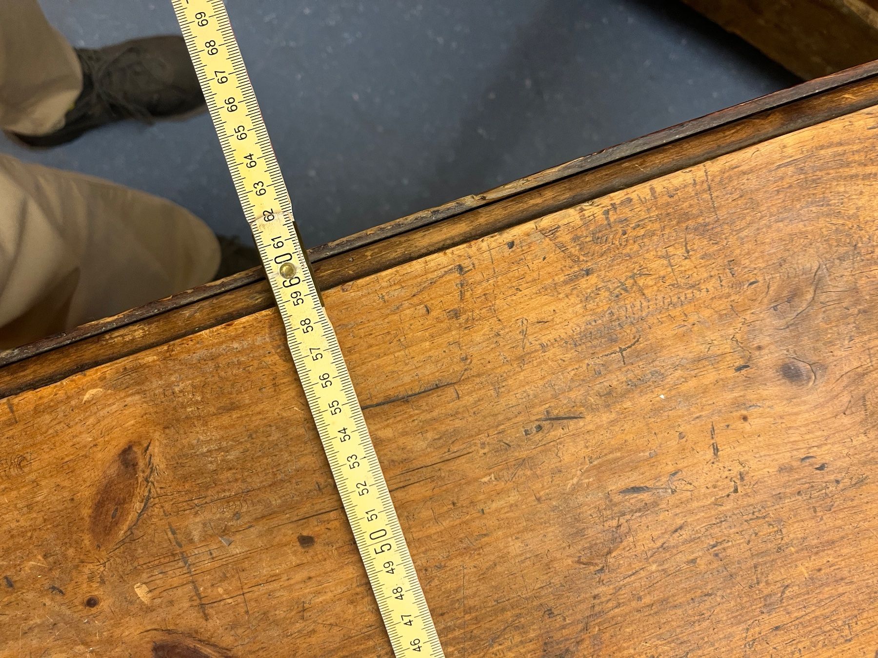 Tables: Kleines Klapptisch / Petite table pliante – D'occasion à Zürich par Hphn 4