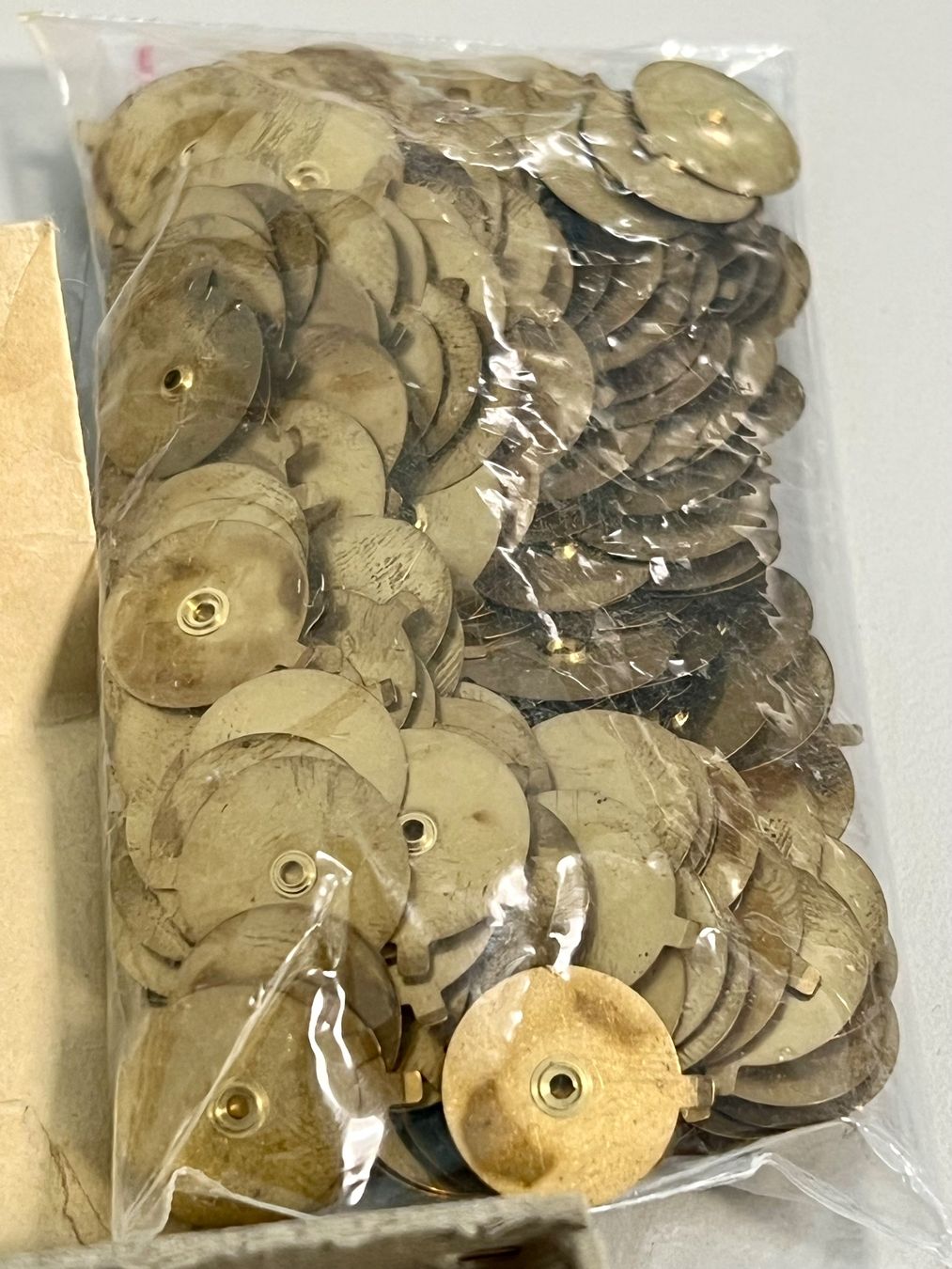 Orologi: Lot de pièces horlogères diverses – Usato da Sion venduto da ROBY_ROBY_ROBY 1