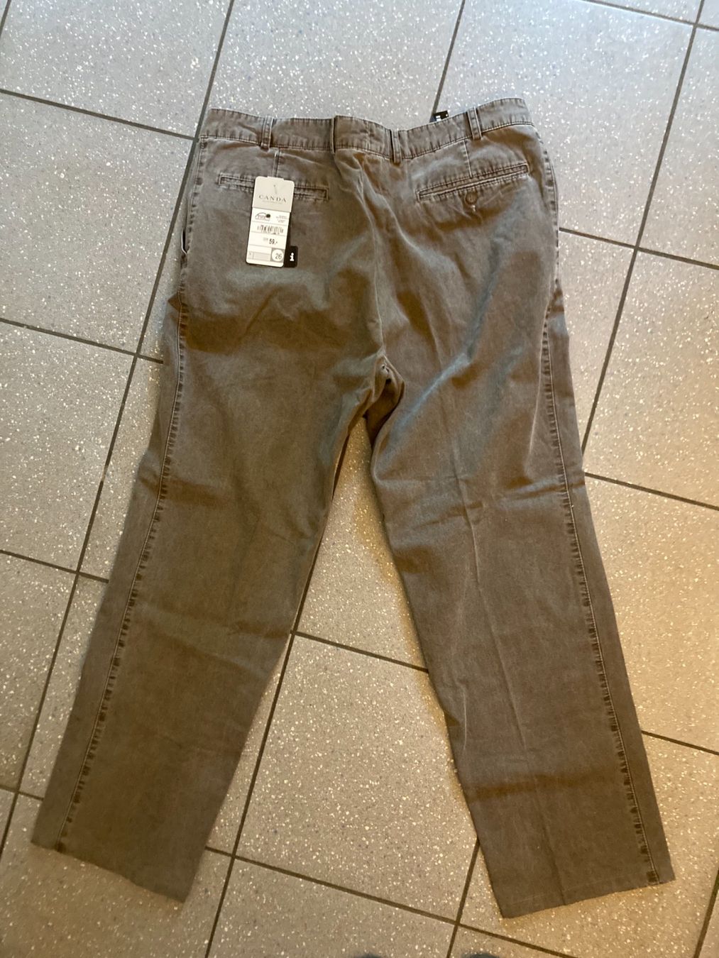 C&A Pantaloni: CANDA Hose, Khaki Braun, neu, Grösse 26 – Nuovo (secondo la descrizione) da Riniken venduto da begeh-r-bar 1