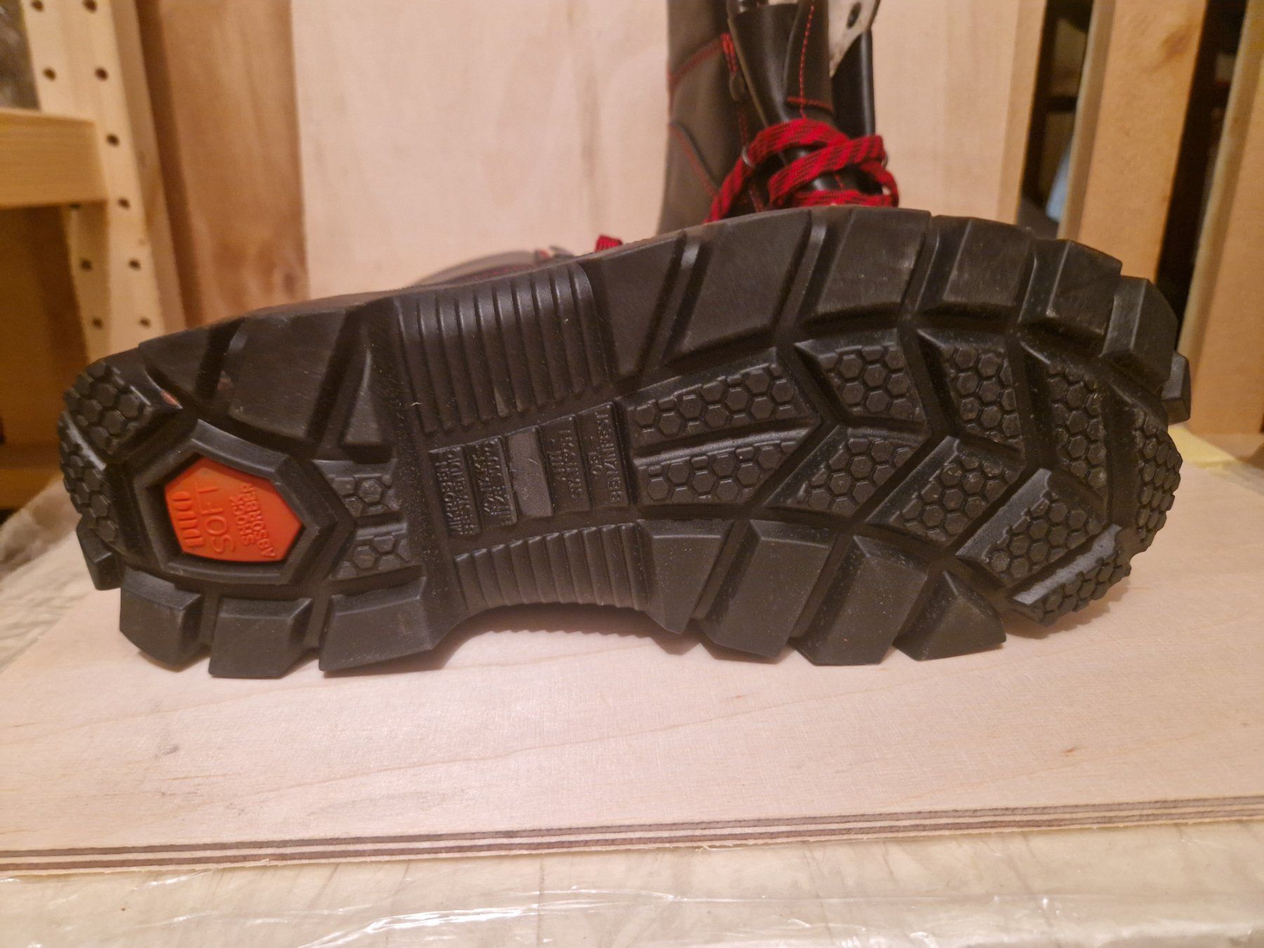 Scarpe da uomo: Chaussures de sécurité - Schuetze Schuhe 850 -45 – Nuovo e nell'imballaggio originale da NYON venduto da artnetgallery 1