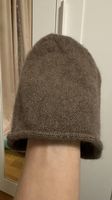 Weiche gestrickte Baby-Mütze ? braun