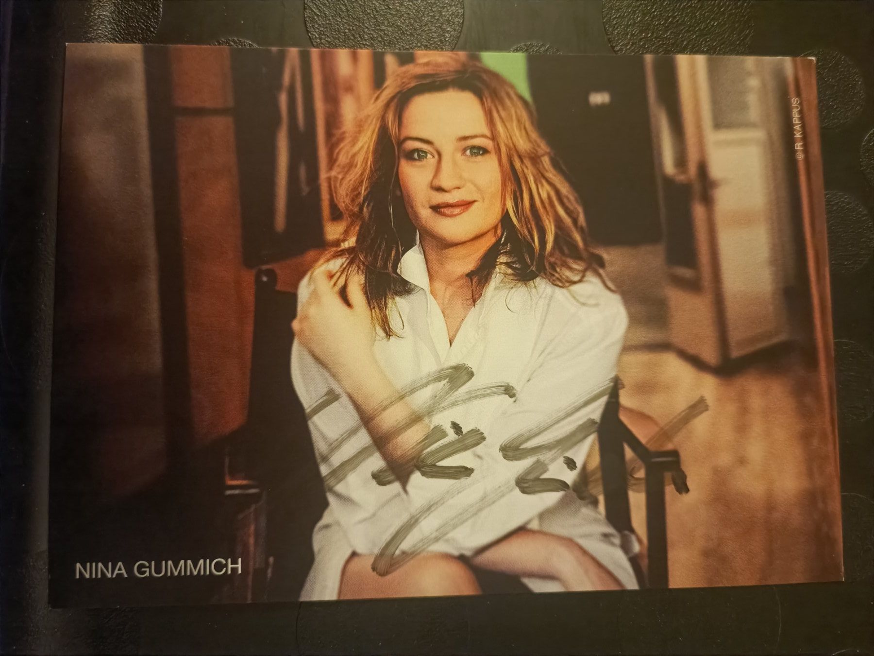 Autogramme: Nina Gummich - handsigniert – Gebraucht aus Menziken von Artographs