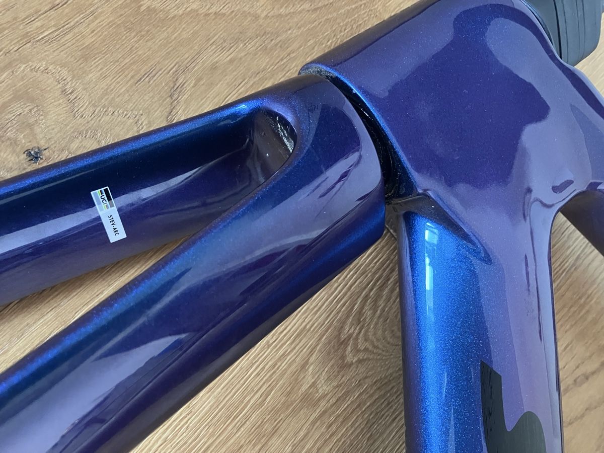 Stevens Biciclette: Stevens Arcalis Carbon Rahmen 51 – Usato da Dotzigen venduto da Obischwei7 3