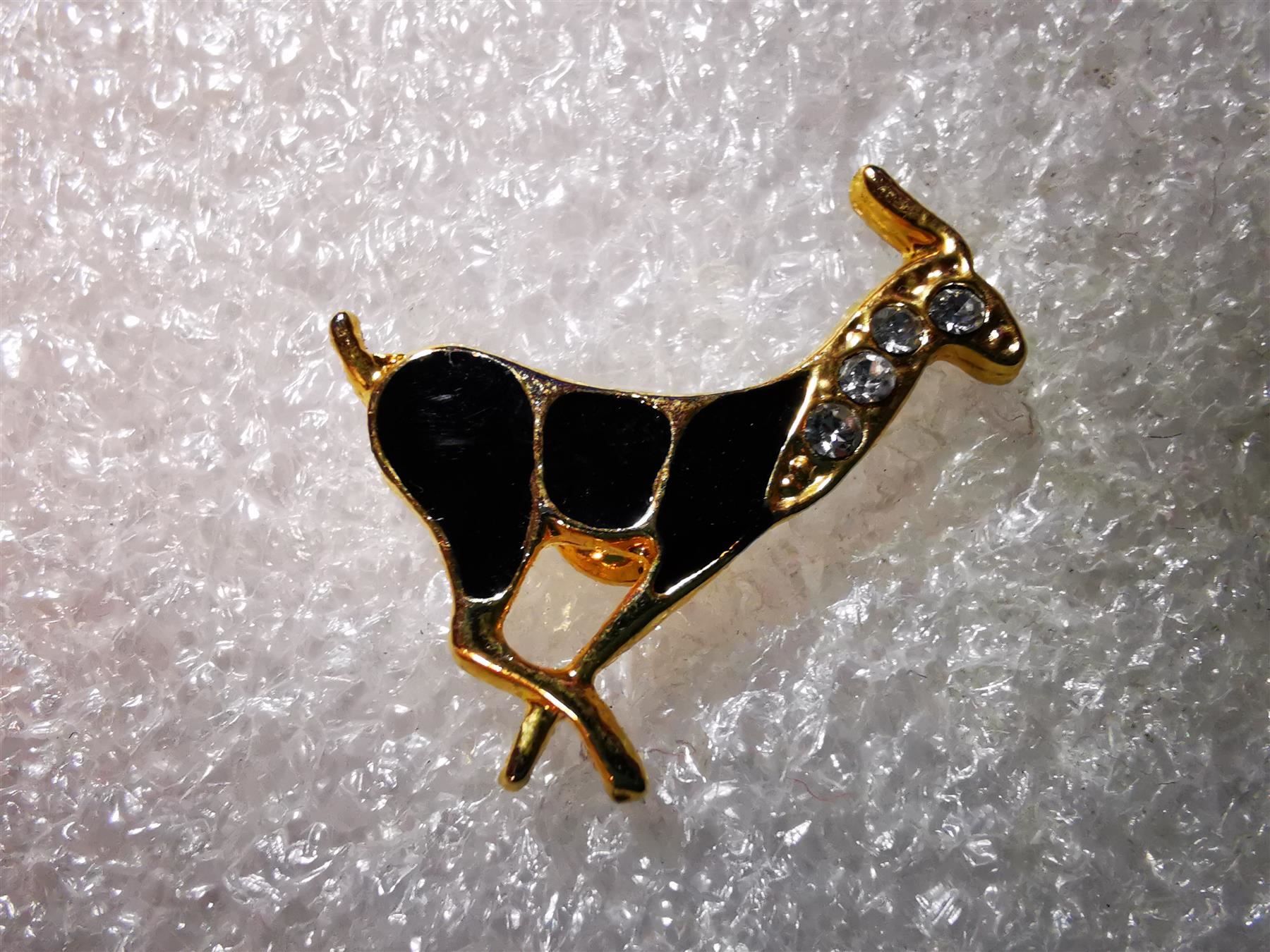 Placchette & Badge: Ansteckpin 17: Reh – Usato da Oppligen venduto da Pin-Fall-Shop