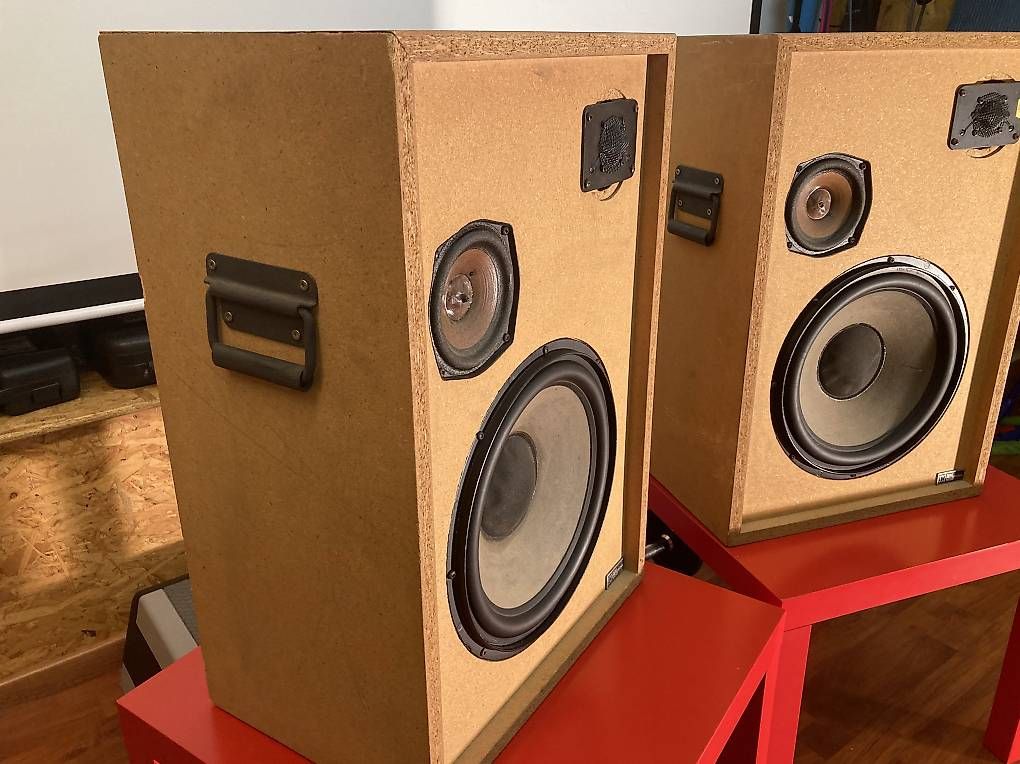 Lautsprecher: Lautsprecherboxen 100 W – Gebraucht aus Sarnen von Pheggli