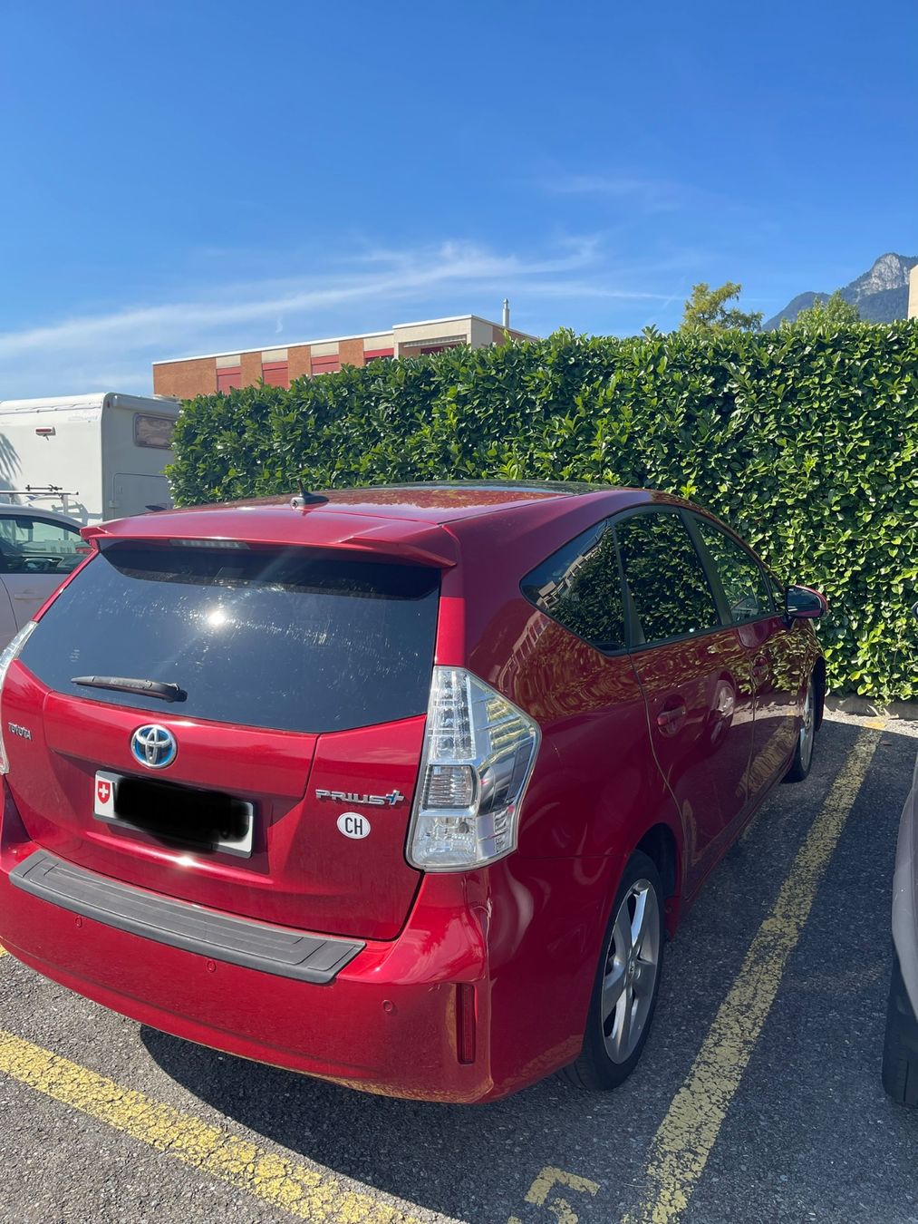 Toyota Autos: Toyota Prius Plus 7 places – Défectueux à Aigle par mus_2b6t 1
